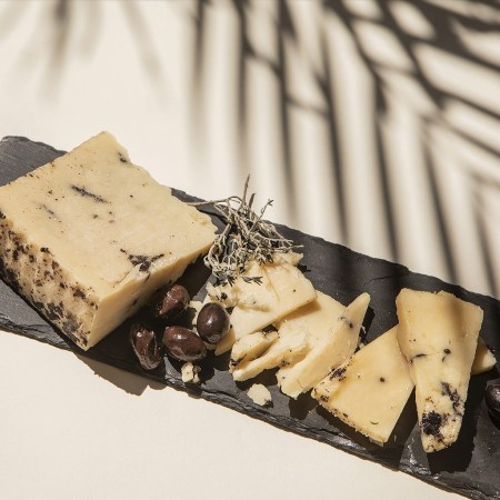 Cuña-Queso-100-Oveja-con-Trufa-200-g-aprox