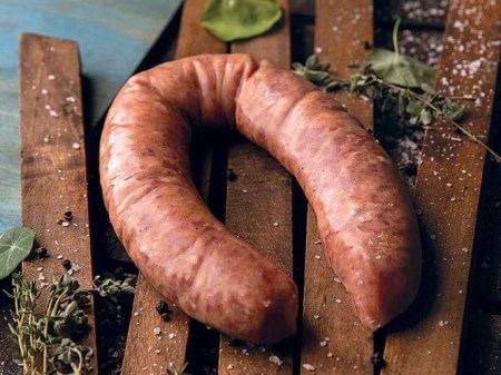 loukaniko-maurou-xoirou1_0x500